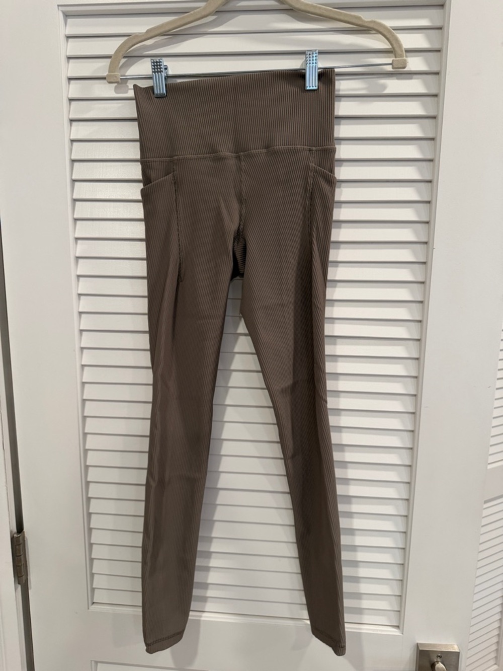 Athleta Ribbed High-Waist Leggings in Taupe Brown